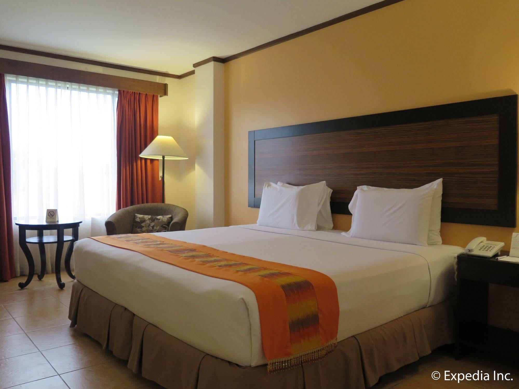 Hotel Tropika 3*