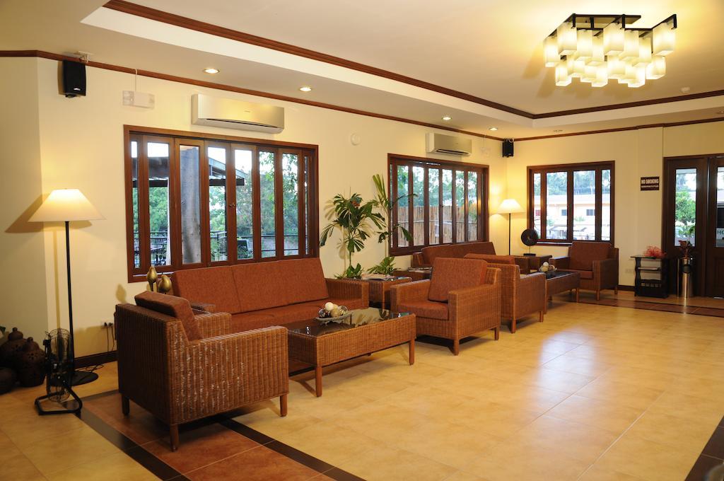 Hotel Tropika 3*
